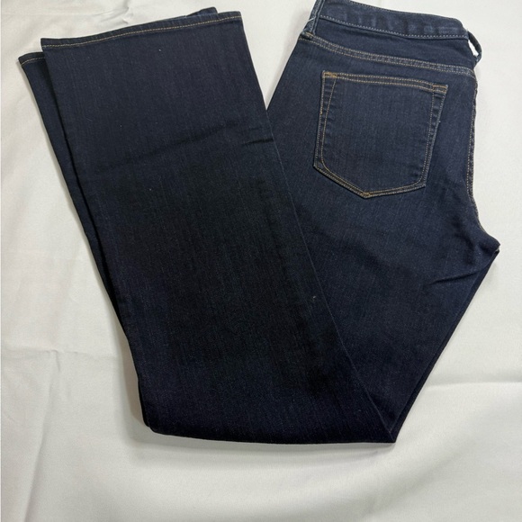 GAP Blue Straight Leg Jeans Classic Denim - Picture 2 of 7